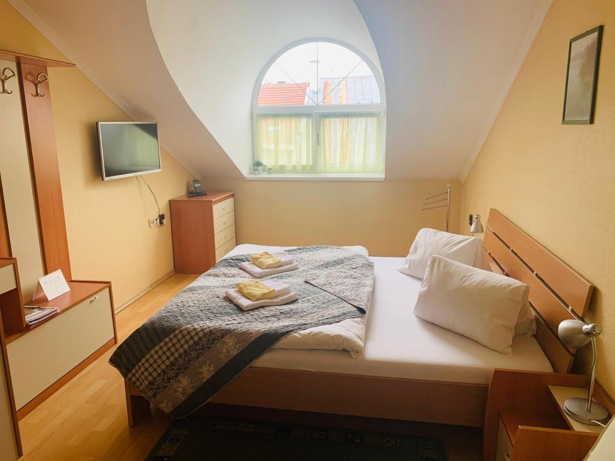 Hotel Steve Ліптовський Мікулаш Екстер'єр фото